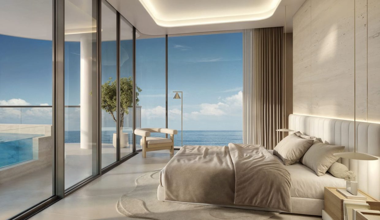 Esmé_IS_Image 01.jpg